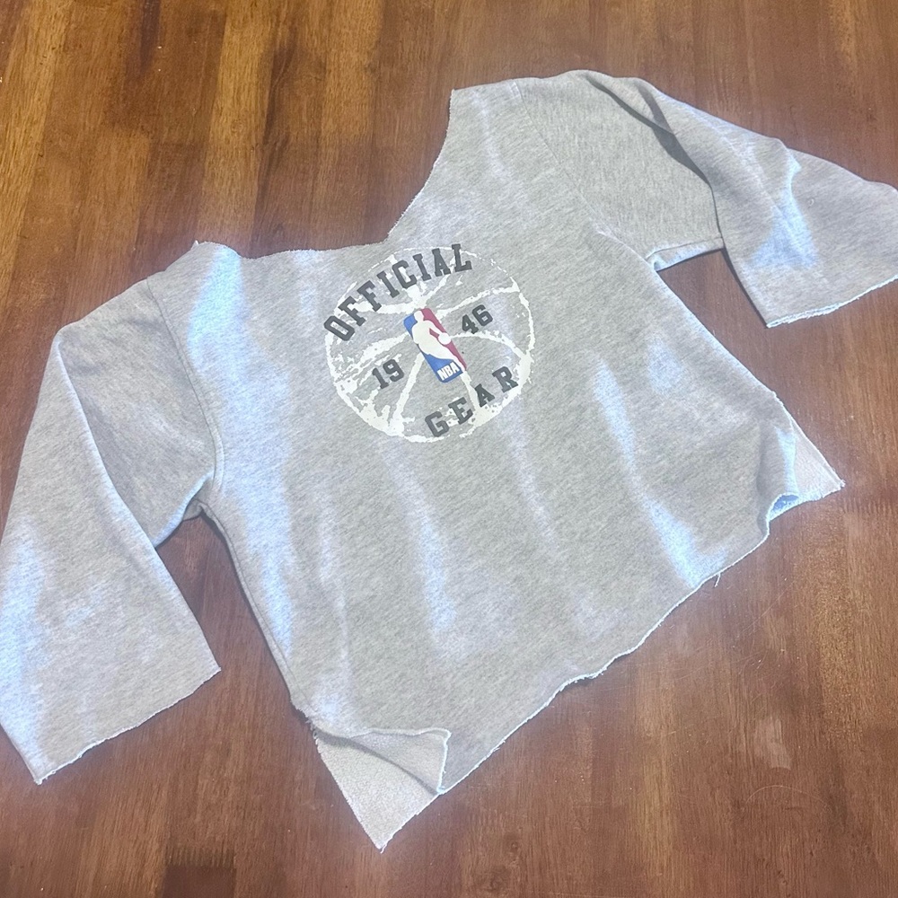 Official NBA Gear Heather Gray Crop Top